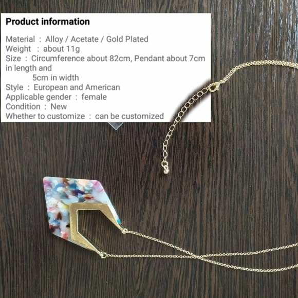 ACETATE MODERN SHAPE PENDANT LONG NECKLACE! - Picture 4 of 4